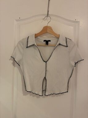Forever 21 White Ribbed Crop Top with Black Contrast Stitching